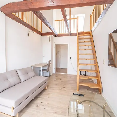 Charmante Maisonette Im Herzen Des Magniviertels - Stilvoll, Zentral & Gemuetlich Daire